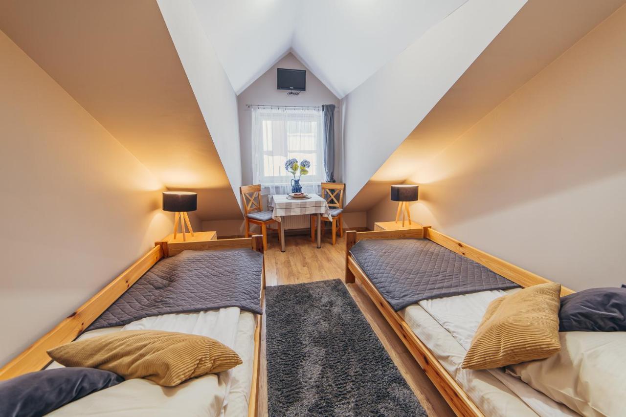 Gosciniec Pod Lilijka Otel Podzamcze  Dış mekan fotoğraf