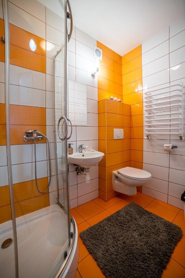 Gosciniec Pod Lilijka Otel Podzamcze  Dış mekan fotoğraf