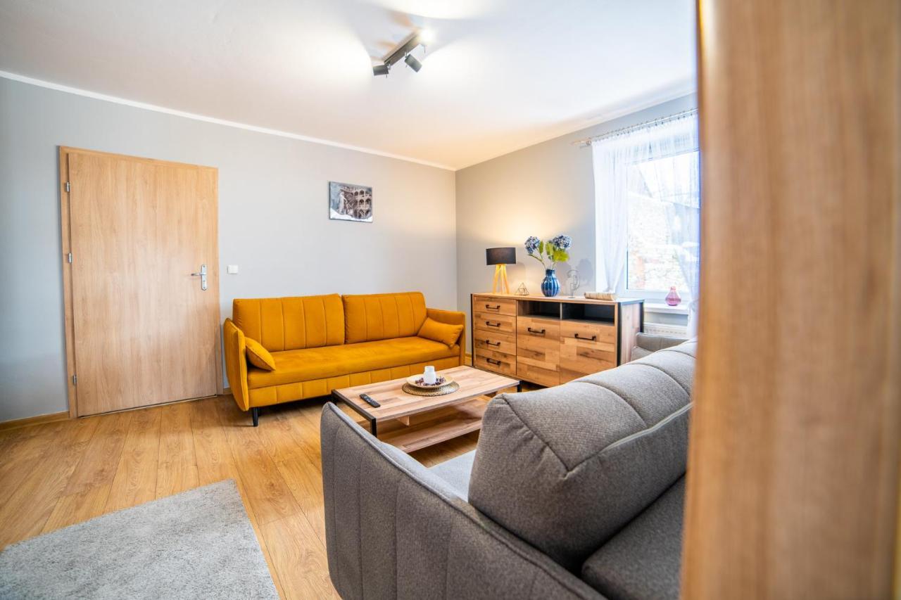 Gosciniec Pod Lilijka Otel Podzamcze  Dış mekan fotoğraf